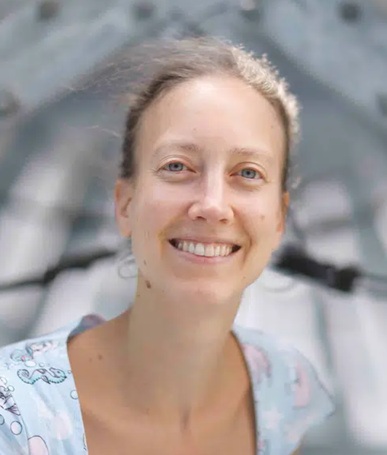 Dr. Marieke van Vugt